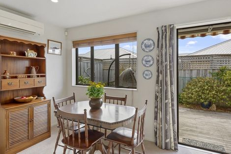 Photo of property in 19d Gamblins Road, Saint Martins, Christchurch, 8022