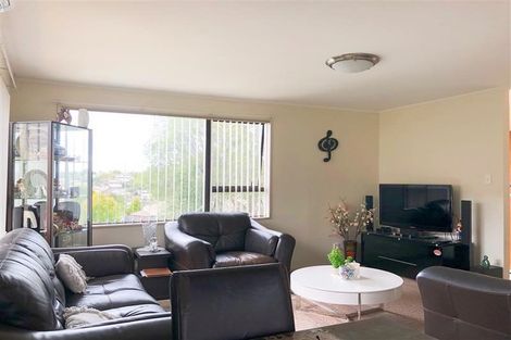 Photo of property in 216 Solar Road, Glen Eden, Auckland, 0602