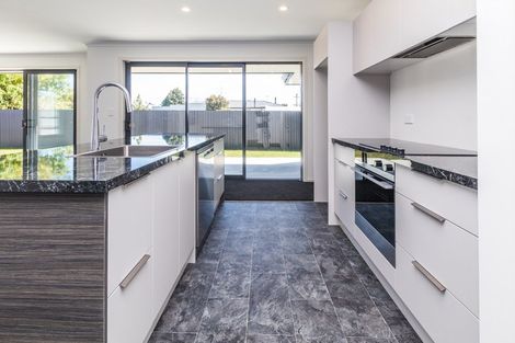 Photo of property in 40 Queen Street, Winton, 9720