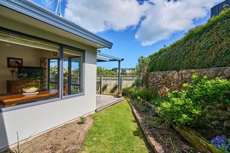 Photo of property in 23a Golf Road, Paraparaumu Beach, Paraparaumu, 5032