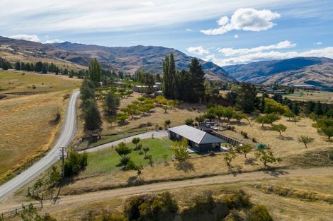 Photo of property in 20 Quartzville Road, Bannockburn, Cromwell, 9384