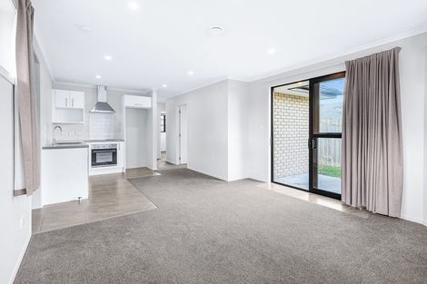 Photo of property in 5 Oderings Place, Huntington, Hamilton, 3210