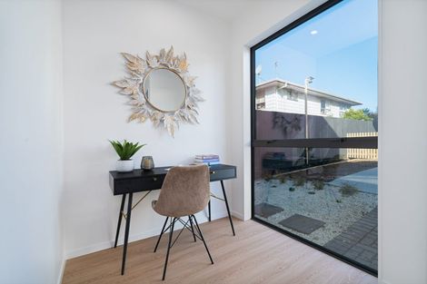 Photo of property in 29e Dellwood Avenue, Henderson, Auckland, 0612