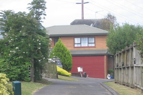 Photo of property in 1/9 Remus Place, Totara Vale, Auckland, 0629