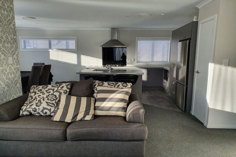 Photo of property in 382u1 Cobham Drive, Hillcrest, Hamilton, 3216