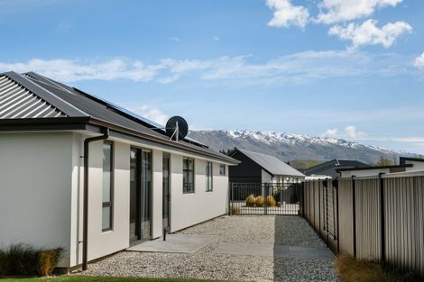 Photo of property in 10 Quigley Crescent, Cromwell, 9310