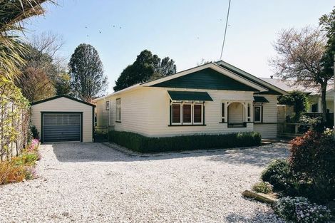 Photo of property in 194 Tukapa Street, Westown, New Plymouth, 4310