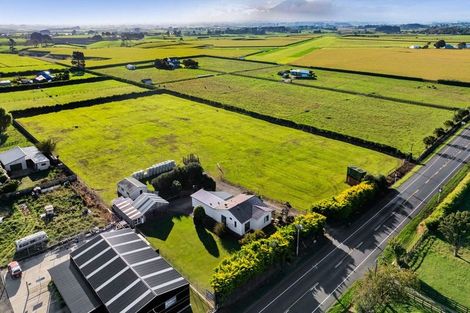 Photo of property in 331 Waihi Road, Hawera, 4673