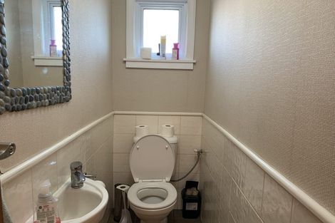 Photo of property in 20 Milton Street, Roslyn, Palmerston North, 4414