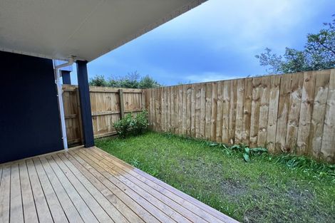 Photo of property in 43b/1 Waimumu Road, Massey, Auckland, 0614
