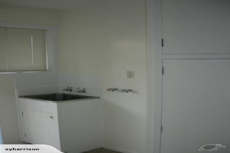 Photo of property in 77 Memorial Avenue, Ilam, Christchurch, 8053