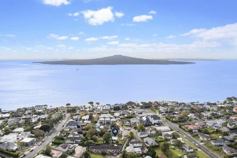 Photo of property in 55 Merani Street, Belmont, Auckland, 0622