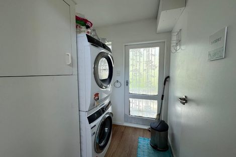 Photo of property in 78 Churton Drive, Churton Park, Wellington, 6037