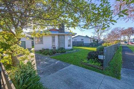 Photo of property in 48 Apollo Parade, Milson, Palmerston North, 4414
