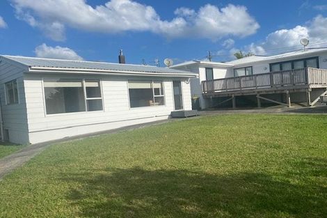 Photo of property in 26 Ranui Avenue, Ranui, Auckland, 0612