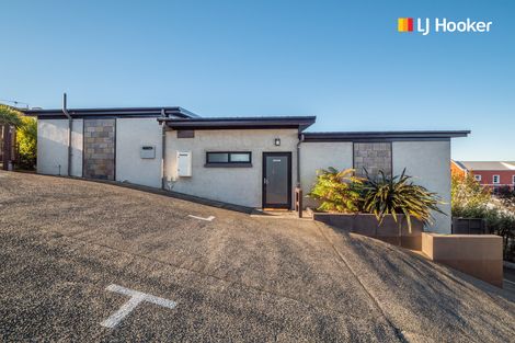 Photo of property in 71 Carroll Street, Dunedin Central, Dunedin, 9016