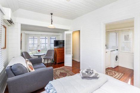 Photo of property in 39 Holly Road, St Albans, Christchurch, 8014