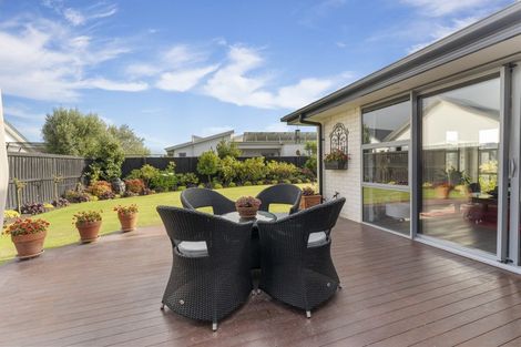 Photo of property in 5 Gilchrist Place, Kaiapoi, 7630