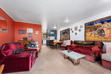 Photo of property in 42f2- Ebdentown Street, Ebdentown, Upper Hutt, 5018