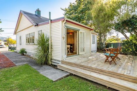Photo of property in 1/14 Pohutukawa Street, Woburn, Lower Hutt, 5010