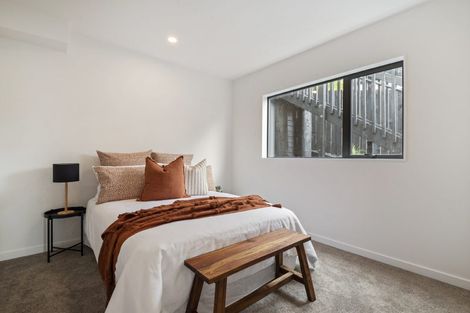 Photo of property in 11a Dianthus Place, Browns Bay, Auckland, 0630