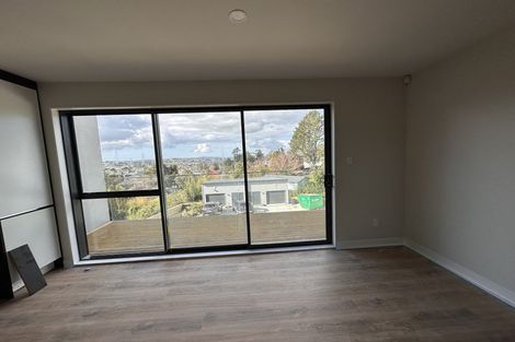 Photo of property in 309 Don Buck Road, Massey, Auckland, 0614