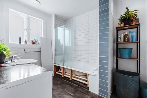 Photo of property in 12 Golf Road, Taumarunui, 3920