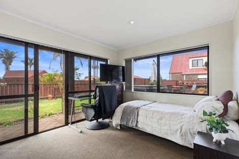 Photo of property in 8 Claridge Place, Mount Maunganui, 3116