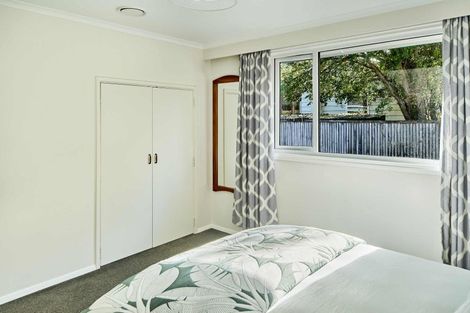 Photo of property in 39b Pukatea Street, Eastbourne, Lower Hutt, 5013