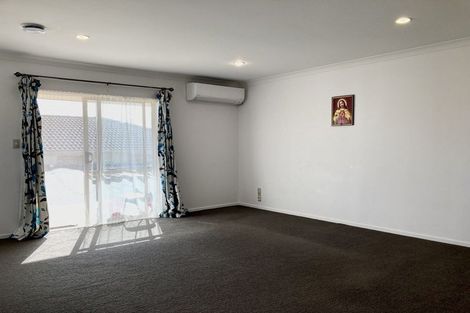 Photo of property in 20 Mili Way, Ranui, Auckland, 0612