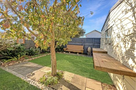Photo of property in 38a Hereford Street, West End, Palmerston North, 4410