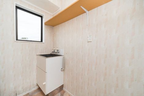 Photo of property in 14 Gladys Place, Kelvin Grove, Palmerston North, 4414