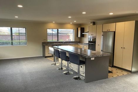 Photo of property in 12 Gandalf Crescent, Paraparaumu, 5032