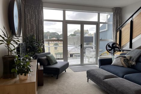 Photo of property in Mondrian Townhouses, 4/24 Hanson Street, Mount Cook, Wellington, 6021