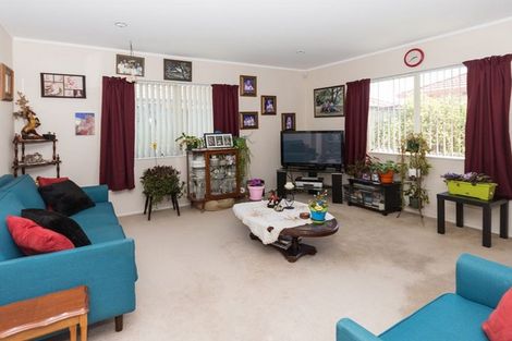 Photo of property in 4 Margarita Rise, Pukekohe, 2120