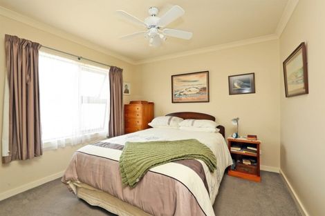 Photo of property in 148a Gloucester Street, Taradale, Napier, 4112
