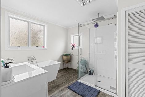 Photo of property in 19 Gordon Terrace, Hunterville, 4730