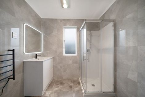 Photo of property in 1/1 Margaret Street, Papakura, 2110