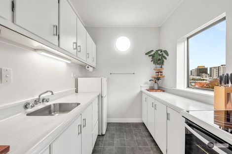Photo of property in Hobson Court Flats, 51/70u Hobson Street, Thorndon, Wellington, 6011