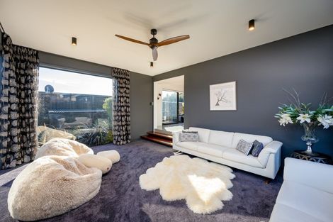 Photo of property in 9 Matipo Street, Wanaka, 9305