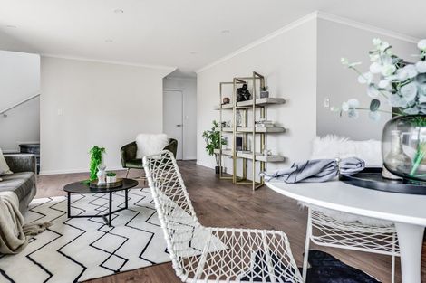 Photo of property in 20u3 Young Street, Claudelands, Hamilton, 3214