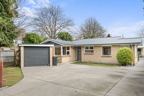 Photo of property in 115 Withells Road, Avonhead, Christchurch, 8042