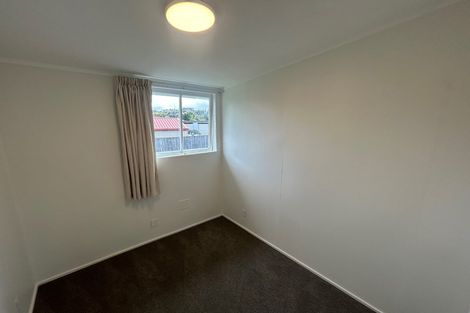 Photo of property in 14 Laurie Street, Red Beach, 0932