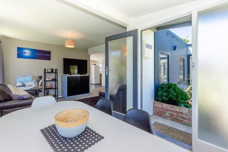 Photo of property in 15 Rua Road, Paraparaumu Beach, Paraparaumu, 5032