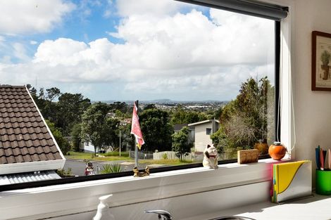 Photo of property in 137 Don Buck Road, Massey, Auckland, 0614