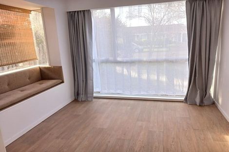 Photo of property in 11 Anaru Place, Awapuni, Palmerston North, 4412