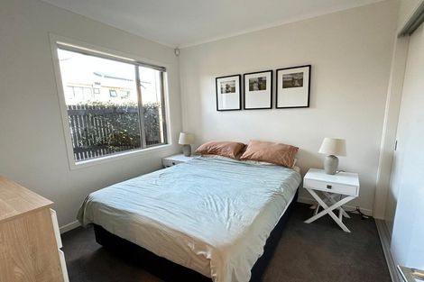 Photo of property in 9/28 Nevill Road, Hobsonville, Auckland, 0616