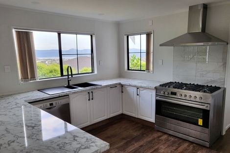 Photo of property in 30 Satara Crescent, Khandallah, Wellington, 6035