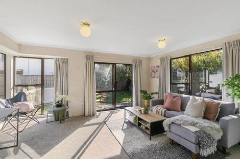 Photo of property in 29a Hardy Street, Waterloo, Lower Hutt, 5011