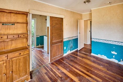 Photo of property in 71 Logie Street, Stokes Valley, Lower Hutt, 5019